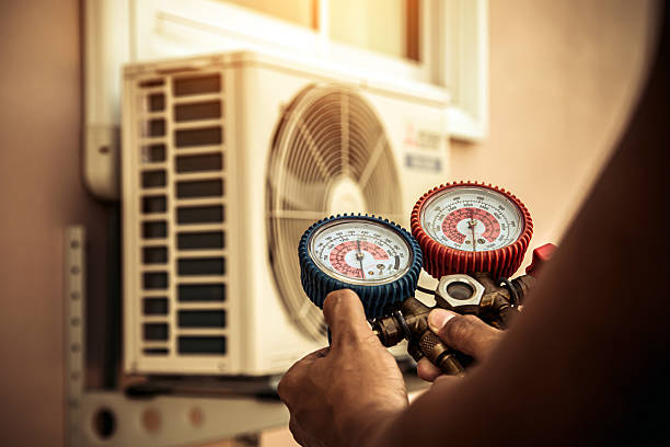 Professional Hvac technician working in Kirkville, NY